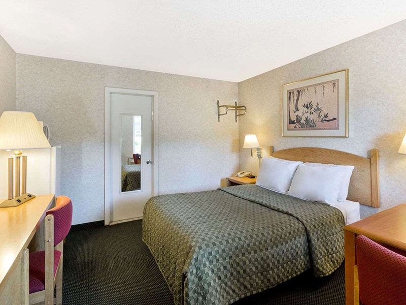 Single Bed Rooms