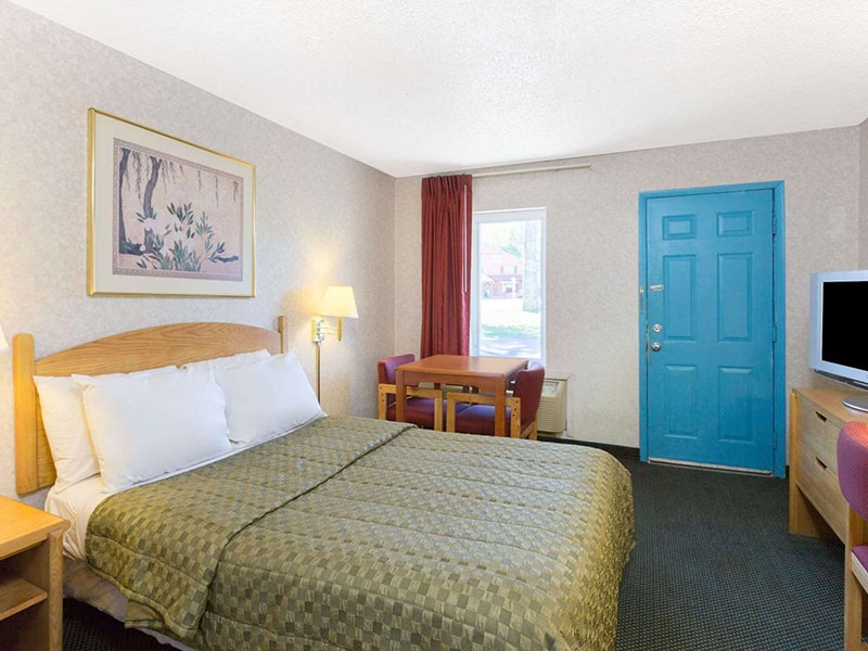 Single Bed Rooms